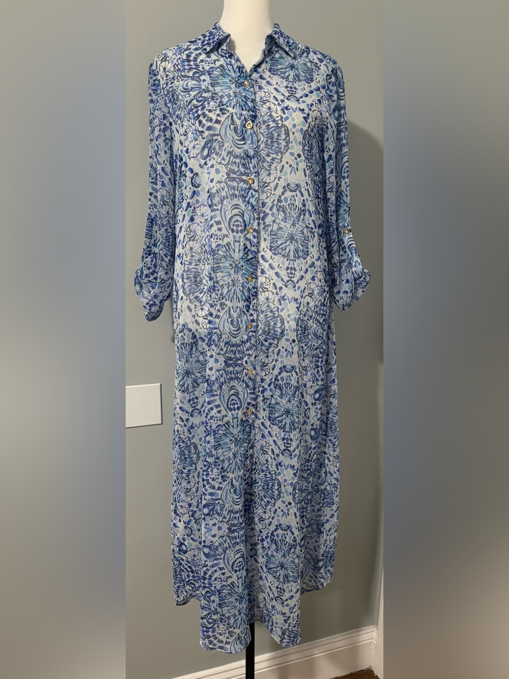 Lilly Pulitzer Blue Floral Button-Front Maxi Cover-Up Shirtdress. Size XS